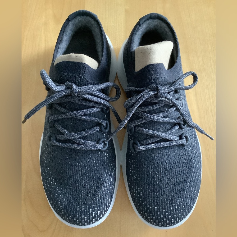 New Allbirds Tree Dasher Sneakers - Picture 2 of 7